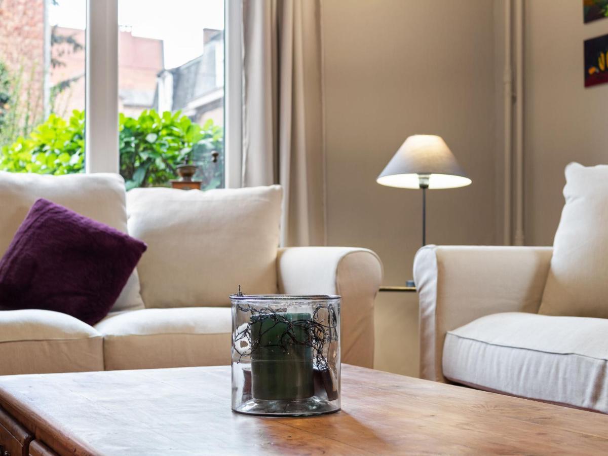 Stylish Apartment In Dinant Near The Maas Exterior foto