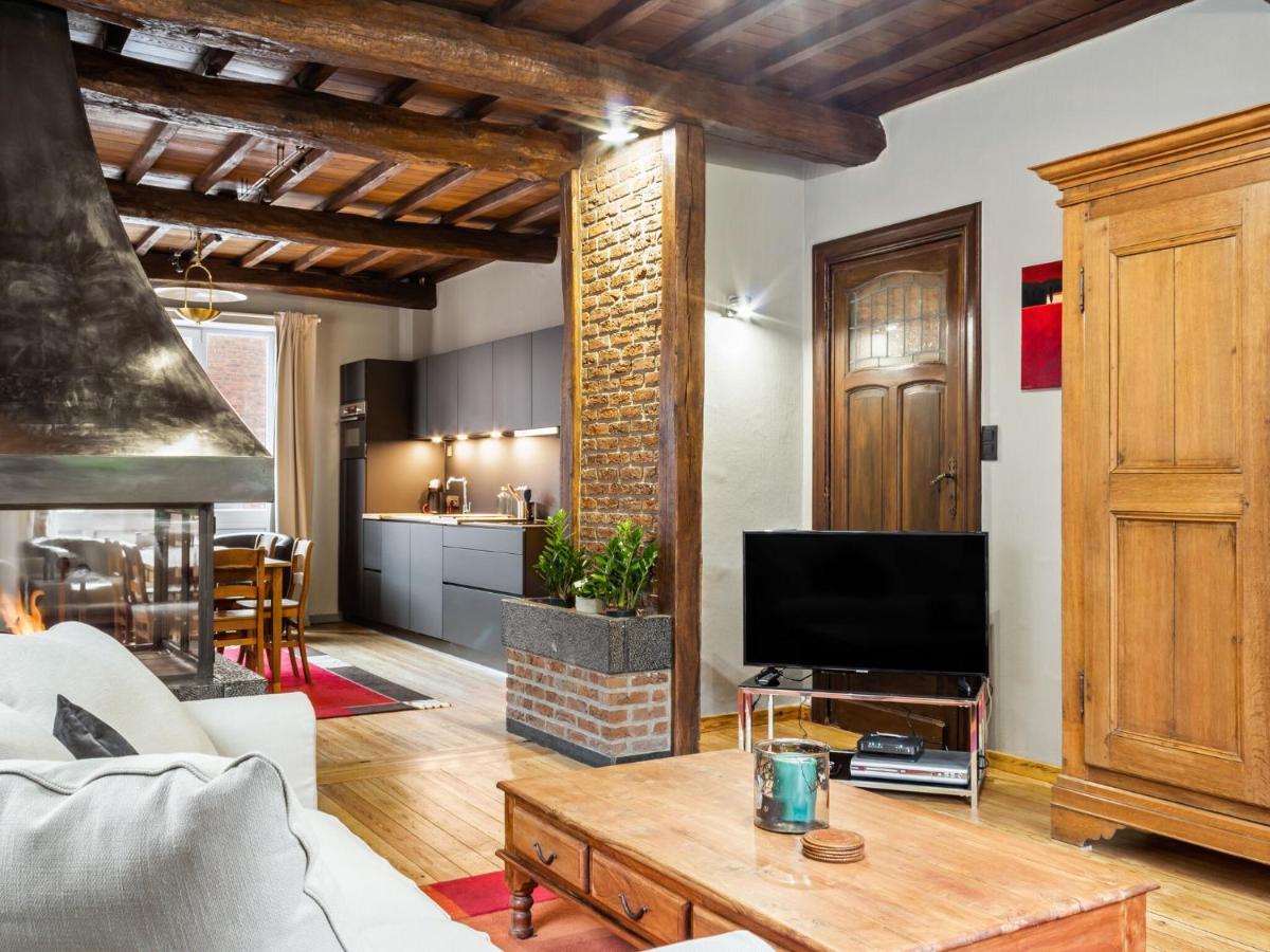 Stylish Apartment In Dinant Near The Maas Exterior foto
